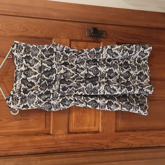 DONATION SALE, BOGO FREE Blue and white snake skin dress - Picture 4 of 4